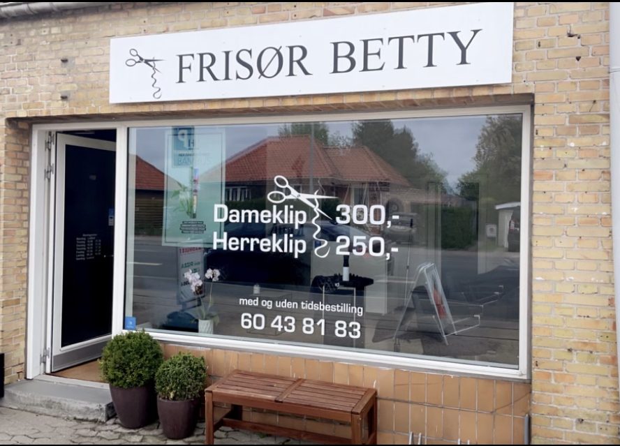Frisør Betty — salonen på Gammelmosevej